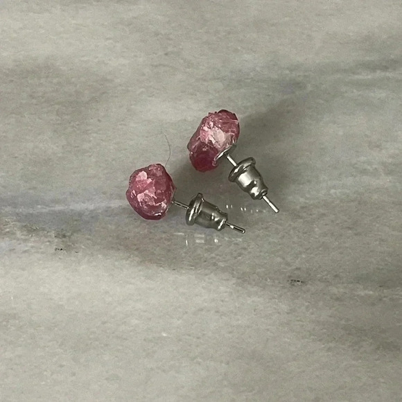 Raw Fuchsia Tourmaline Stud Earrings - Picture 7 of 8
